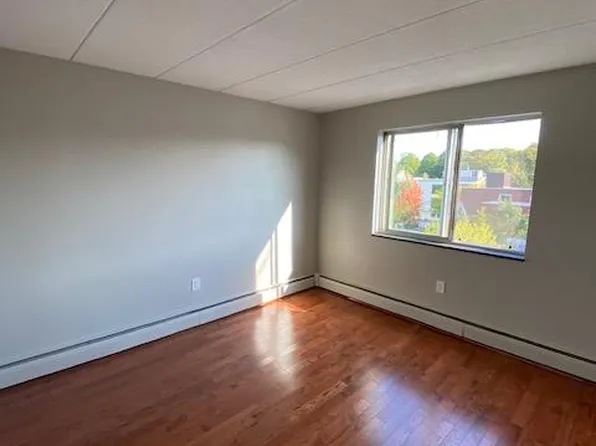 47 Homer Ave APT 52, Cambridge, MA 02138