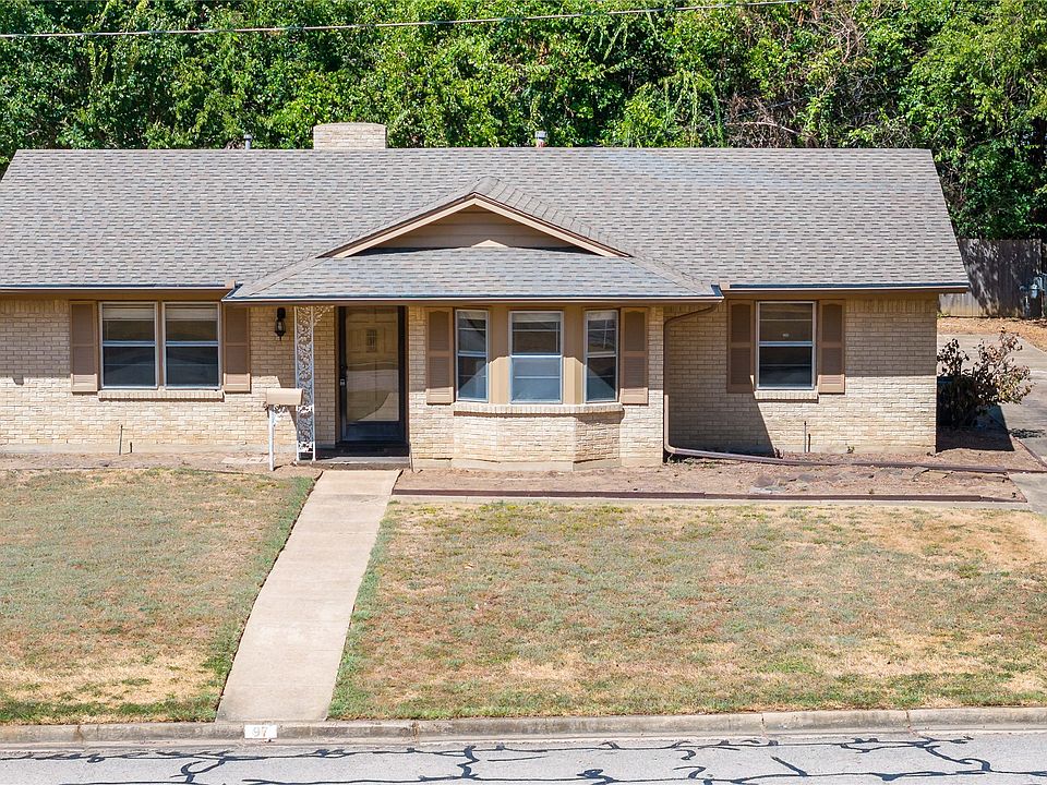 1st image of 2975 Abbott Ln