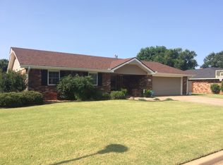 1412 E Quail Ave, Weatherford, OK 73096