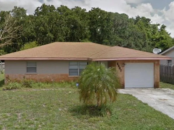 6507 4th Ave NE, Bradenton, FL 34208
