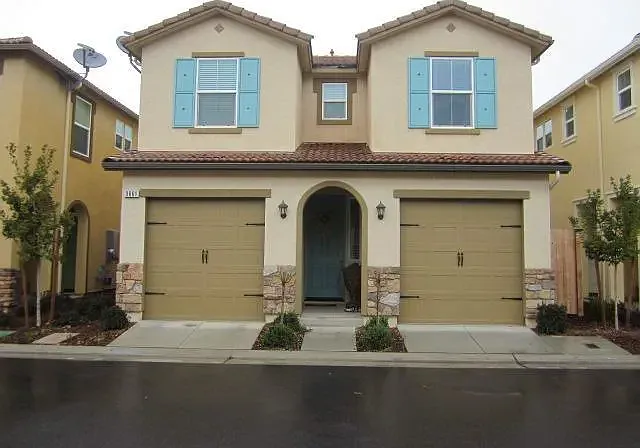 3661 Elevations Way