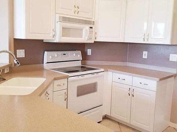 5th image of 11123 Lakeland Cir