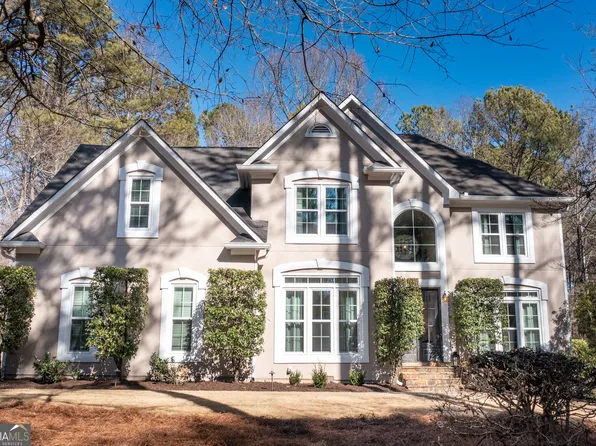290 Stonehaven Dr, Fayetteville, GA 30215