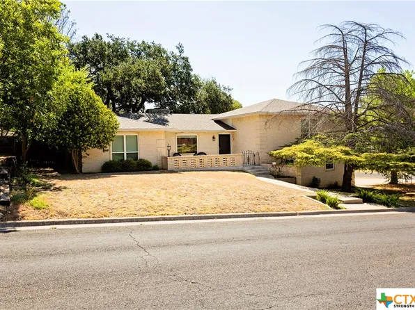 2701 N Beal St, Belton, TX 76513