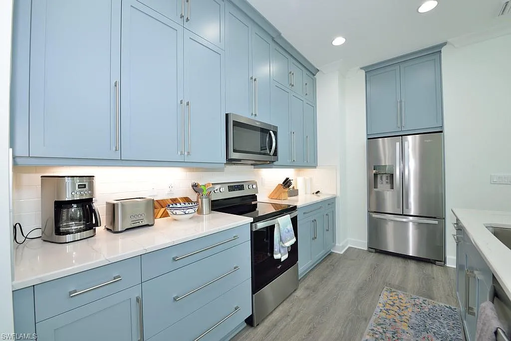 2 bed, 2.0 bath, 1476 sqft, $6,500 — Photo 2