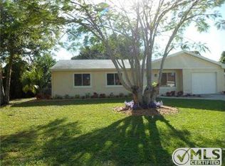 456 SW Eastport Cir, Port Saint Lucie, FL 34953