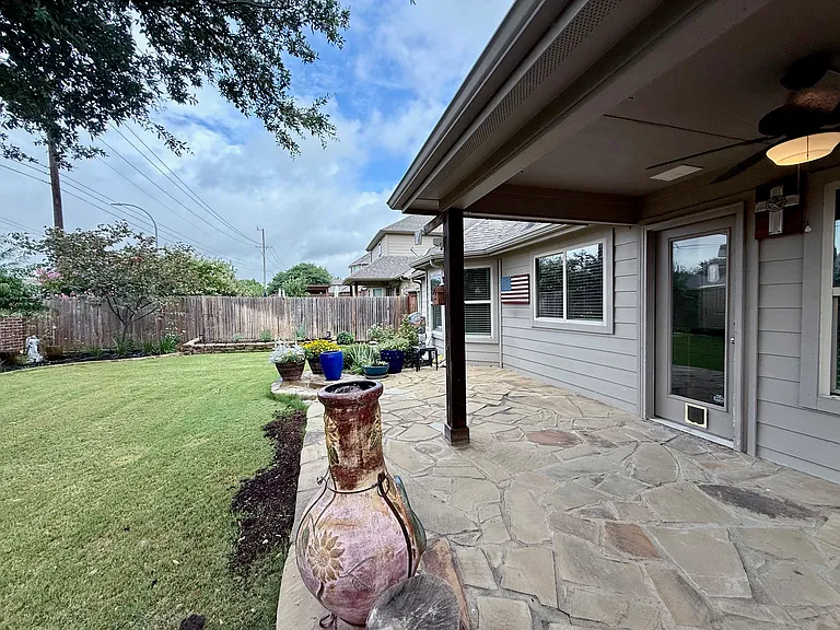 3728 Holly Brook Dr — Photo 36
