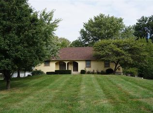 5808 E Trott Rd, Belton, MO 64012