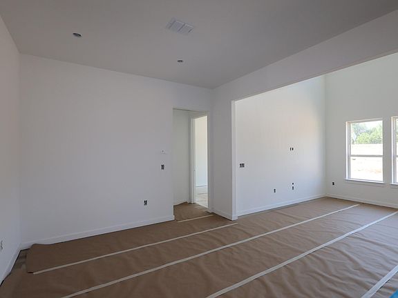 4th image of 841 Corvallis Dr