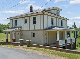 226 7th St, Madison Heights, VA 24572