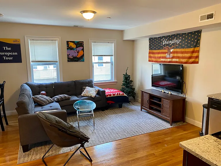 169 Thorndike St #2 — Photo 6