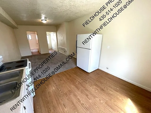 459 N 100 W #3 — Photo 2