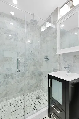 Rented by Cooper & Cooper Real Estate | media 11