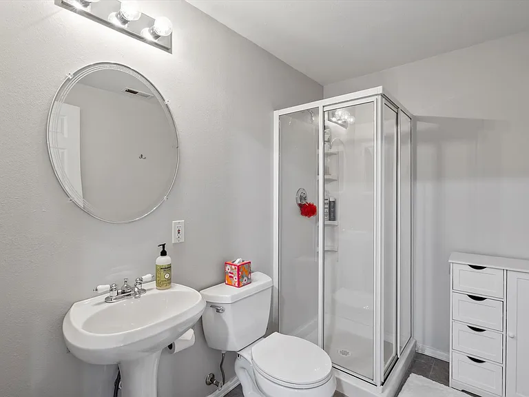 3043 W 109th Pl — Photo 27