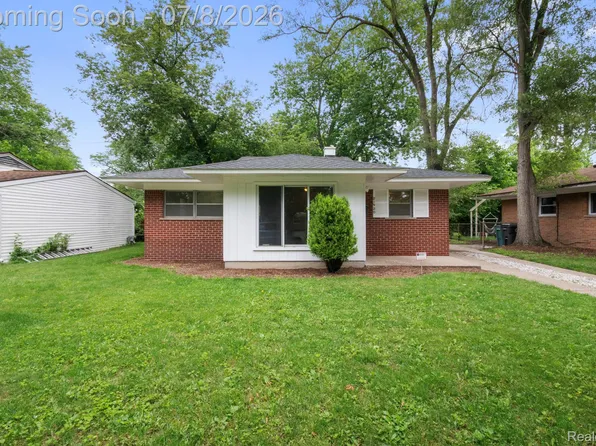 21920 Morton Ave, Oak Park, MI 48237