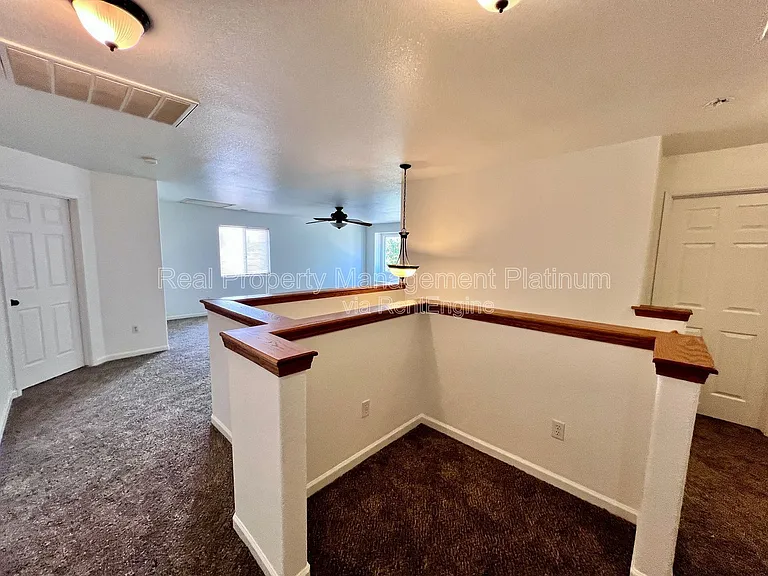 6054 E Hampton Way — Photo 11