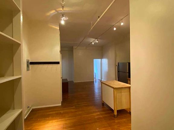 3rd image of 57 5th Ave APT 2