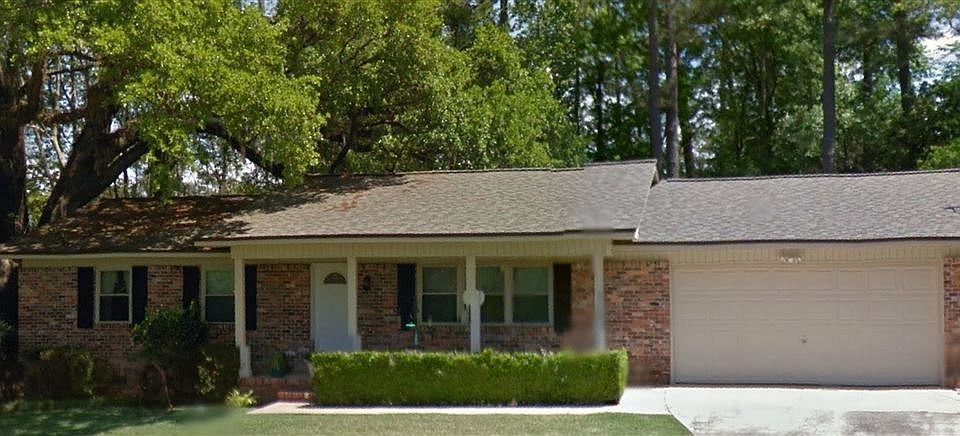1st image of 925 Victory Garden Dr