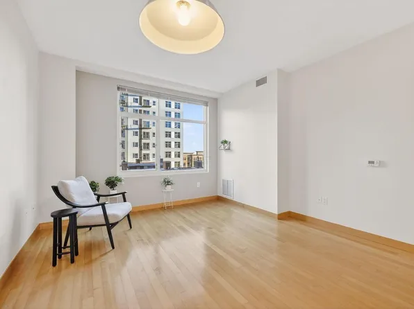 309 West Washington Avenue #504, Madison, WI 53703