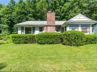 10 Brighton St, Danbury, CT 06811