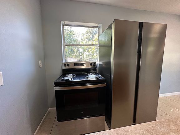 New oven/stove and refrigerator