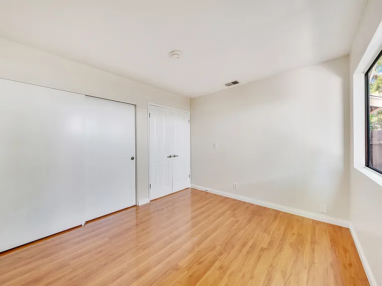 156 Appletree Ave — Photo 19