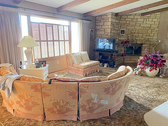 4th image of 3508 Hoeger Ln