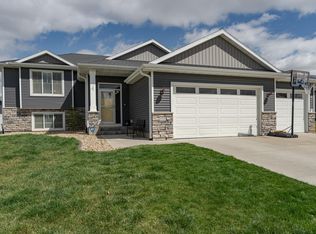 1929 Esther Ln SW, Rochester, MN 55902