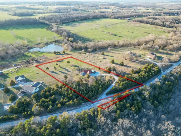 4487 S 170th Road, Bolivar, MO 65613
