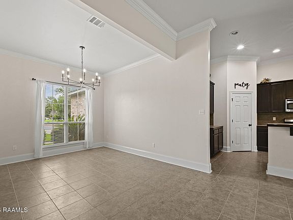 5th image of 42411 Wood Ave
