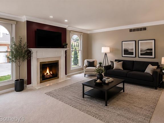 3rd image of 4866 Riverchase Dr