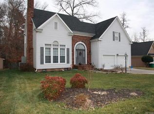 818 Grays Creek Ln, Charlotte, NC 28214