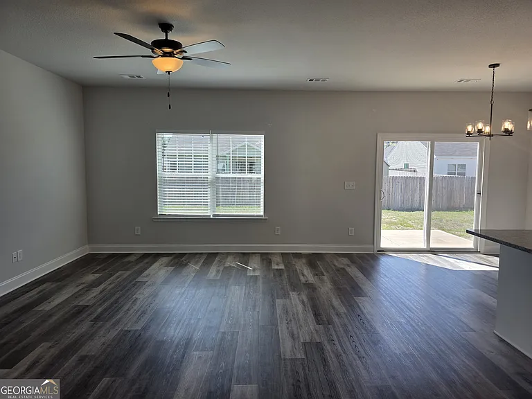 123 Susan Dr — Photo 11