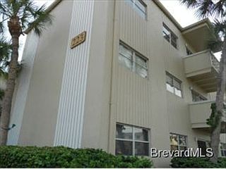 1st image of 223 Columbia Dr APT 113