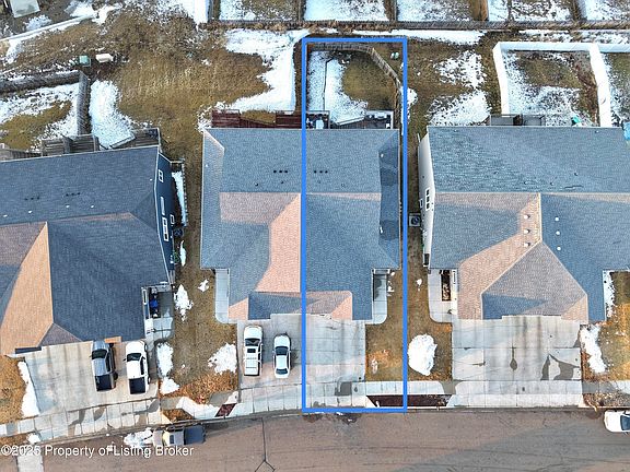 3rd image of 1292 23rd St W
