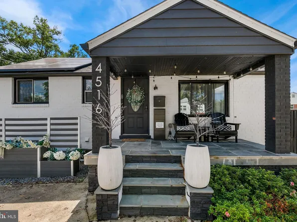 4516 Bayne St, Rockville, MD 20853