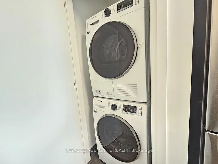 223 Princess St #529 — Photo 11