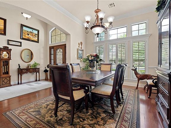 5th image of 1136 Castle Bluff Cir