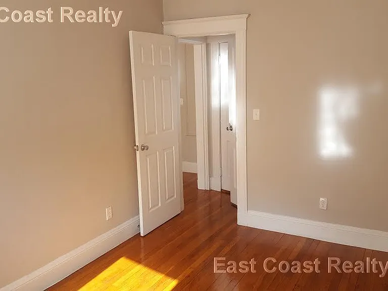 172 Kelton St #14 — Photo 2