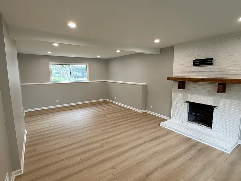 101 Hammond Ave — Photo 24