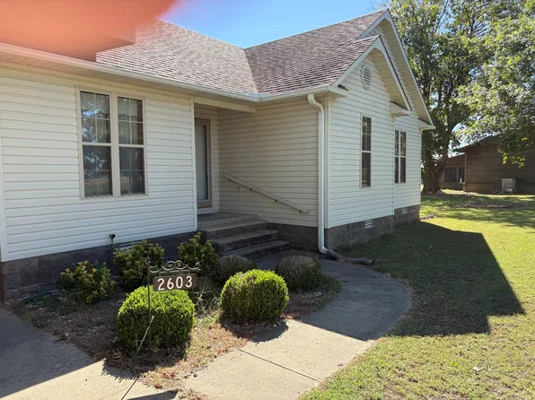 2603 SE Front St, Hoxie, AR 72433