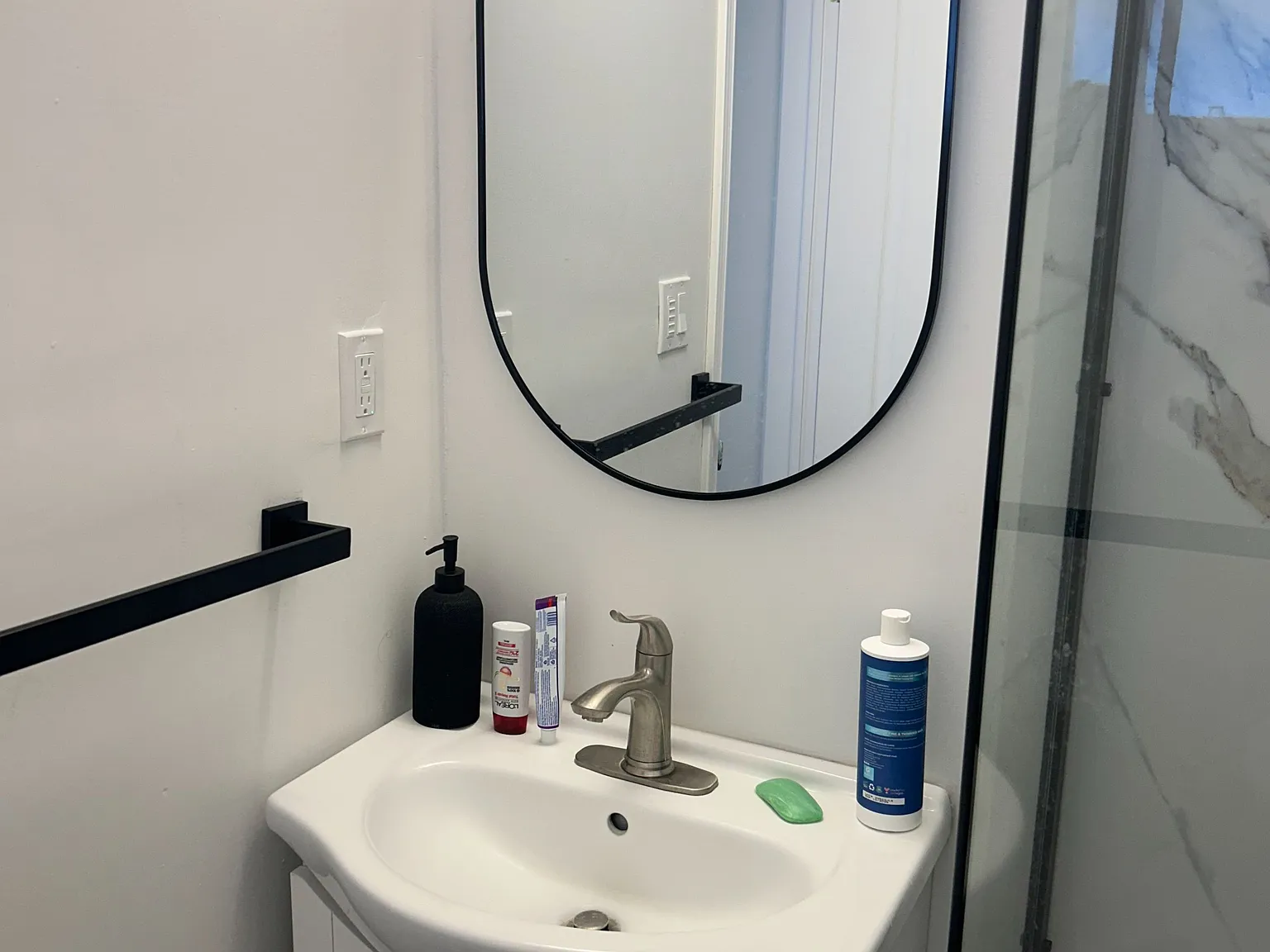 3 bed, $2,750 — Photo 2