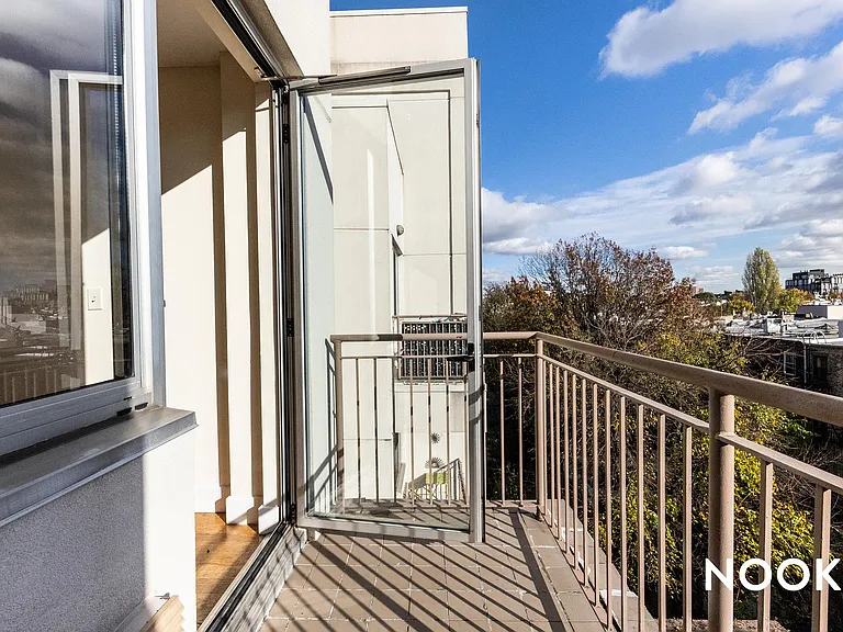 756 Myrtle Ave #5B — Photo 2