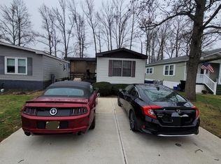 12 Poe Rd, North Brunswick, NJ 08902