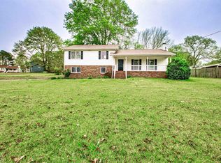 926 N Lassetter Cir, Villa Rica, GA 30180