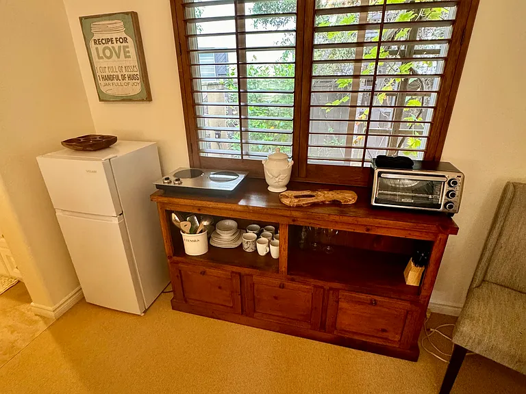 541 Lynwood Dr — Photo 10
