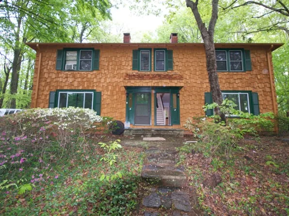 510 Vineyard Rd #B, Tryon, NC 28782