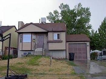 1st image of 2602 Melville Dr