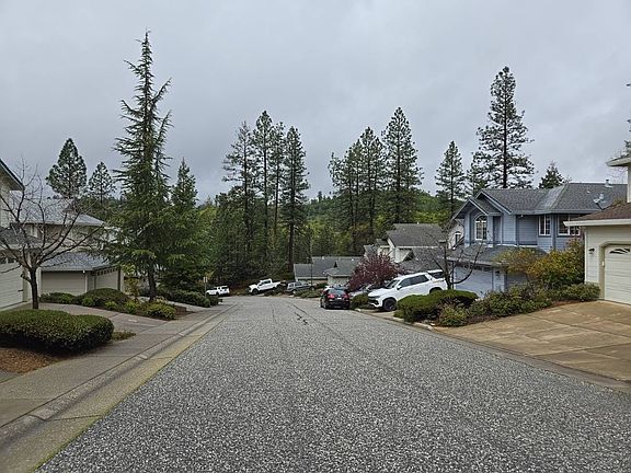 5th image of 238 Canyon Creek Cir