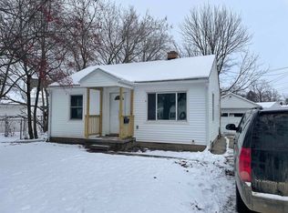 819 Hunter Blvd, Lansing, MI 48910